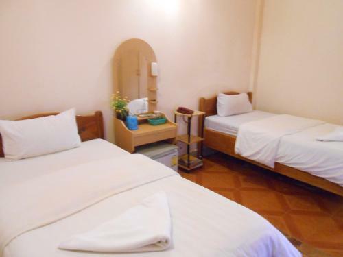 Nakhonesack Hotel 3