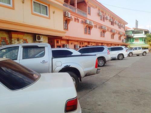 Nakhonesack Hotel 3