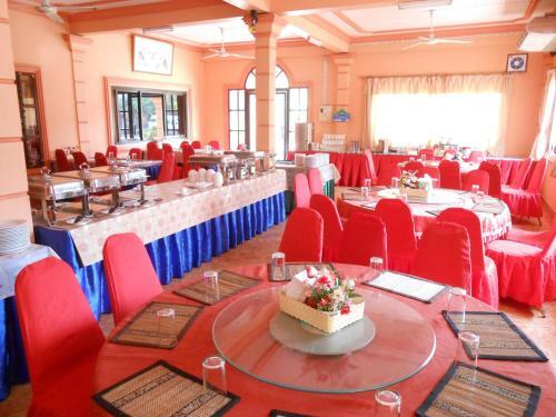 Nakhonesack Hotel 3