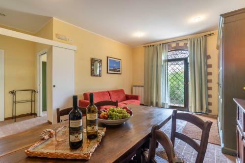 Hostal Agriturismo Le Case Rosse Di Montebuono