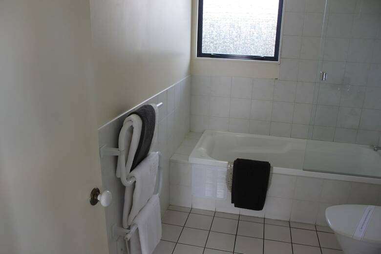 Phoenix Motor Inn