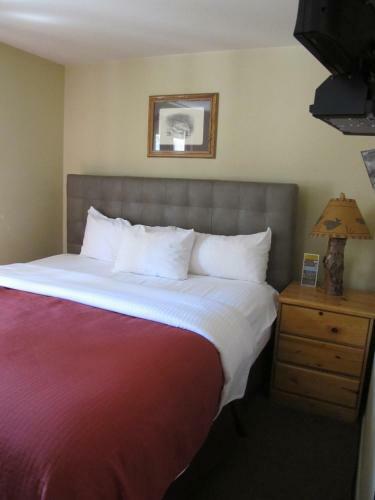 Hotel Convict Lake Resort