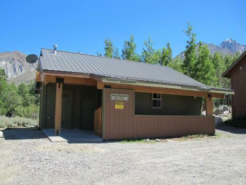 Hotel Convict Lake Resort