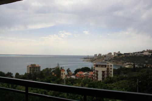 Camelot Hotel
