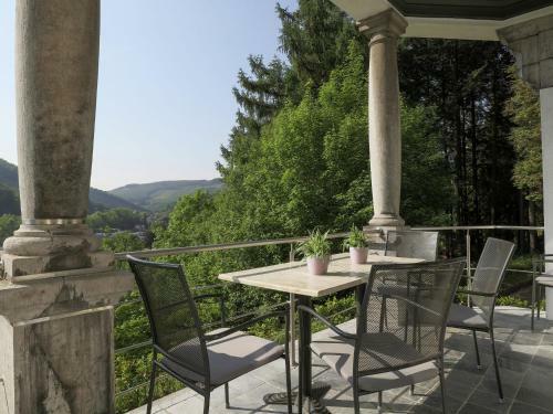 Villa Hez-de-s�verin