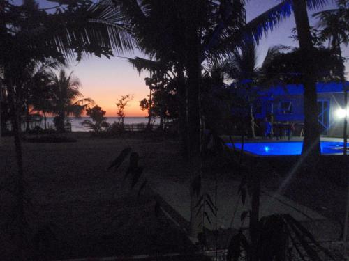 Viviendas Turisticas Binucot Beach Resort