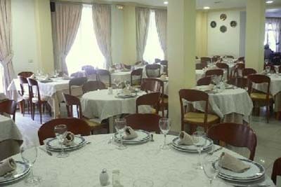 La Noyesa Hotel