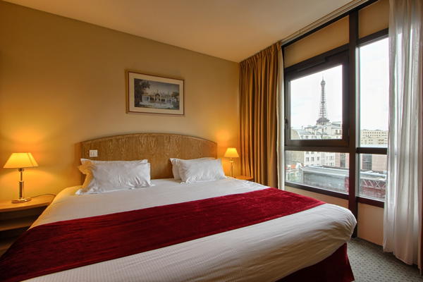 Hotel Ramada Paris Tour Eiffel