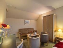 Hotel Ramada Paris Tour Eiffel