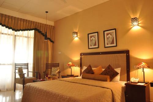 Hotel Laya Beach