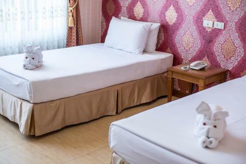 Juntra Resort & Hotel