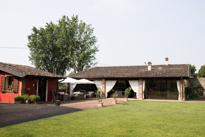 Hostal Musella Winery & Relais