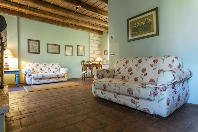 Hostal Musella Winery & Relais