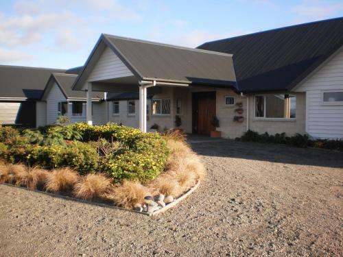 Hostal Ribbonwood Country House