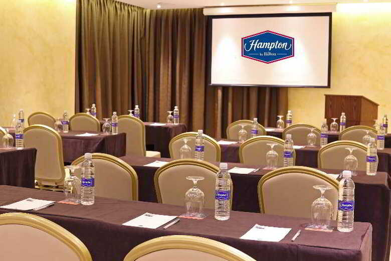 Hotel Hampton By Hilton Panama