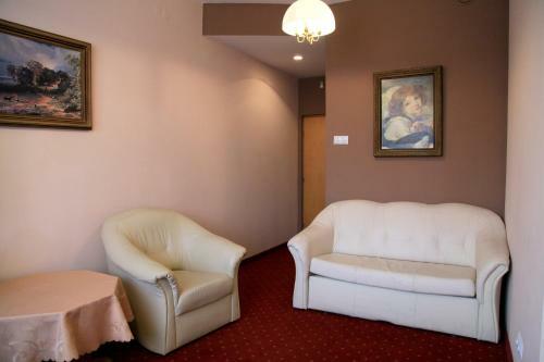 Hostal Centrum Konferencyjne Ibib Pan