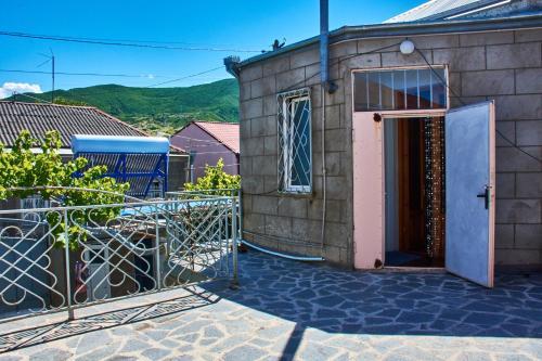 Hostal Svetlana Guest House