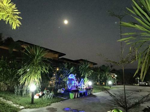 Hotel Baan Rai Phufah Resort Chiangrai