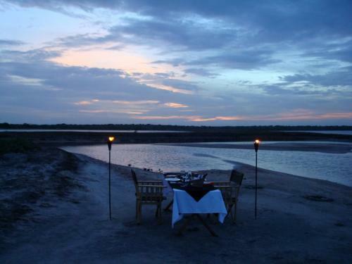 Hotel Mahoora Tented Safari Camp - Bundala