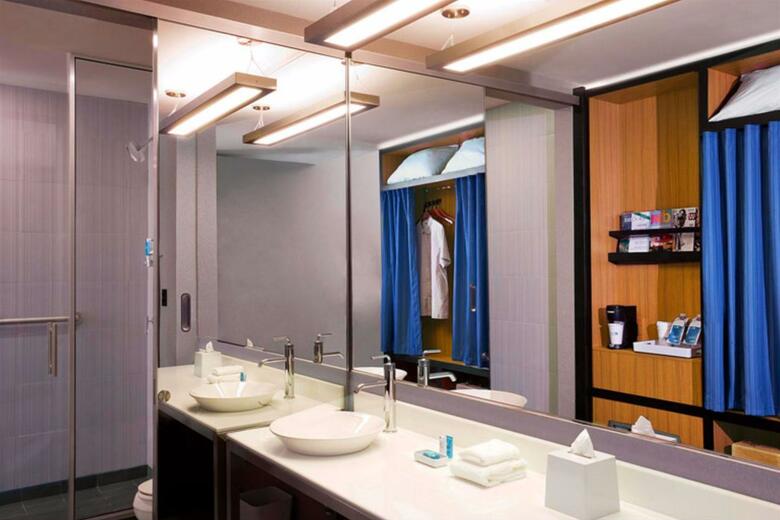 Hotel Aloft Ahmedabad Sg Road