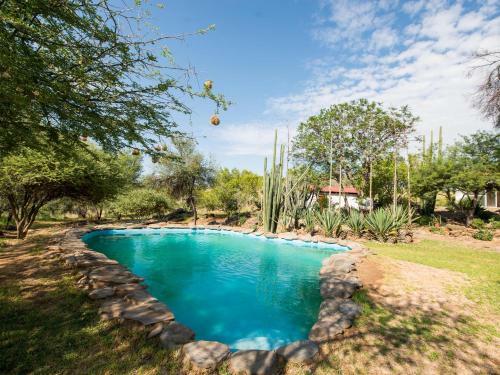 Eagle Rock Guest-farm And Business Lodge