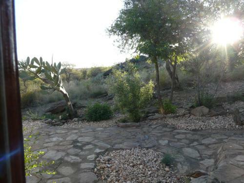 Eagle Rock Guest-farm And Business Lodge