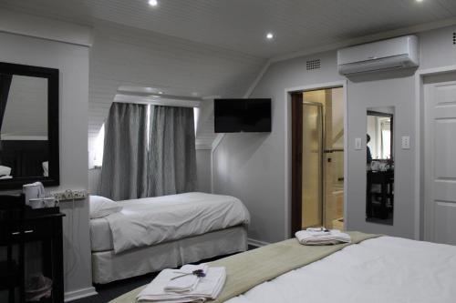 Hostal 3 Liebeloft Guest House