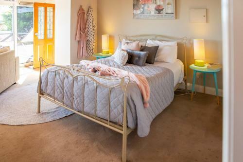 Hostal Pear Tree Cottage Bed And Breakfast