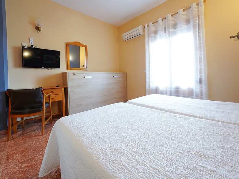 Hotel La Rueda
