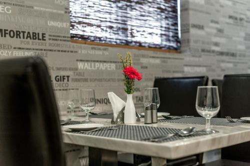 Hotel Saaral Residency