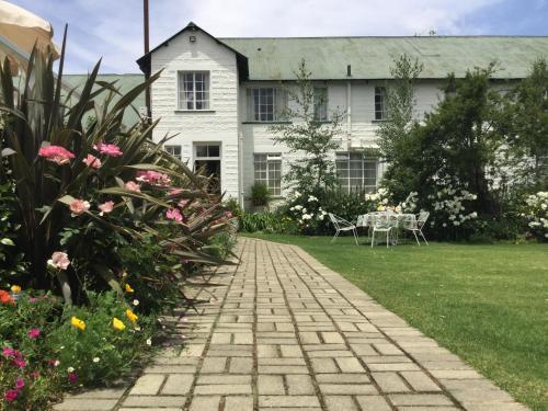 Hotel Green Lantern Inn
