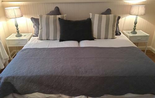 Hostal No.10 Caledon Street Guest House