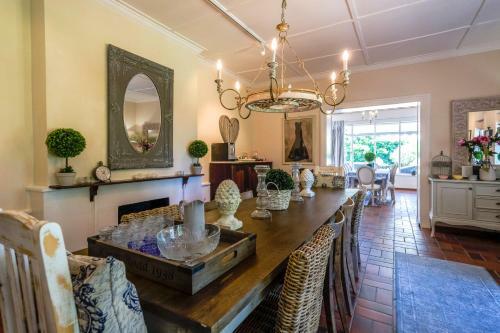 Hostal No.10 Caledon Street Guest House