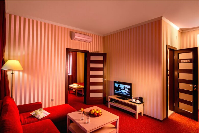 Hotel Kievskaya Russ Resort