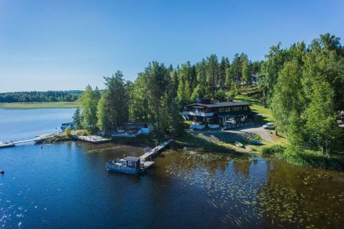 Hotel Lehmonk�rki Resort