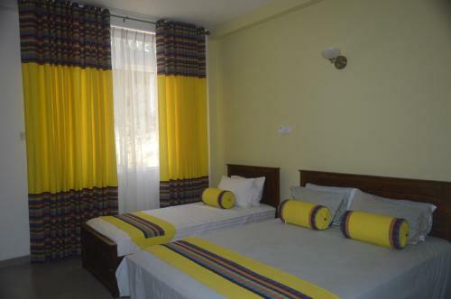 Villa Baywatch, Rumassala