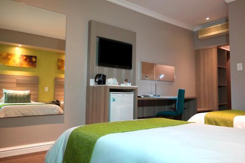 Birchwood Hotel & Or Tambo Conference Centre