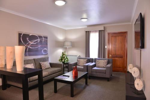 Birchwood Hotel & Or Tambo Conference Centre