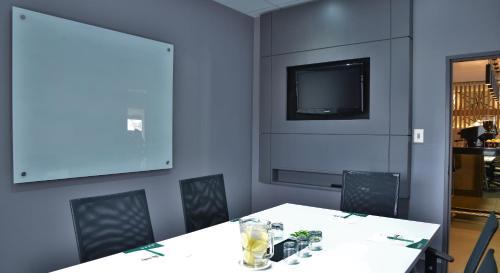 Birchwood Hotel & Or Tambo Conference Centre