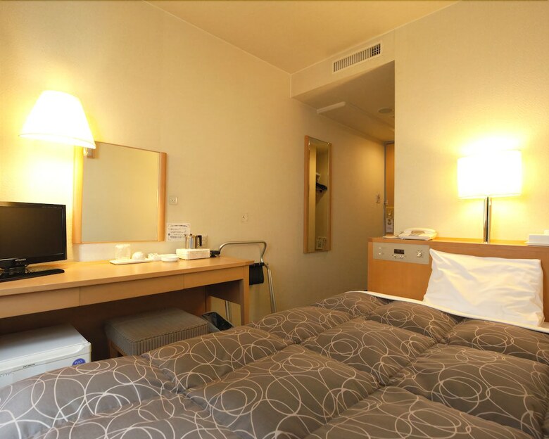 Hotel Az Inn Obu