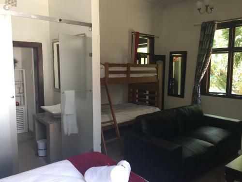 Hostal House On York