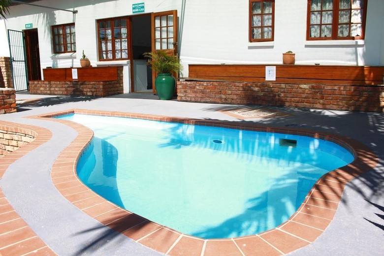 Hostal The Garden Lodge Guest House