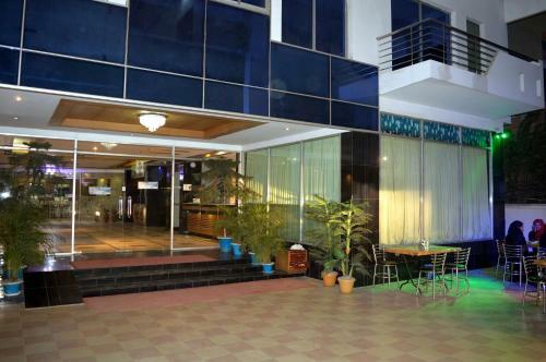 Hotel Uni Resort
