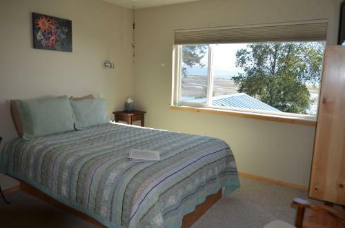 Bay Ave Bed And Breakfast Inn