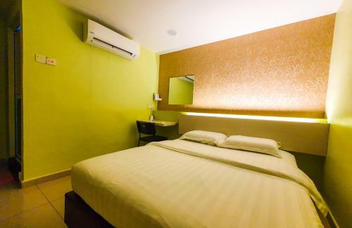 De Uptown Hotel Ss2, Pj