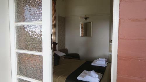 Hotel Hermitage Hill Country Retreat
