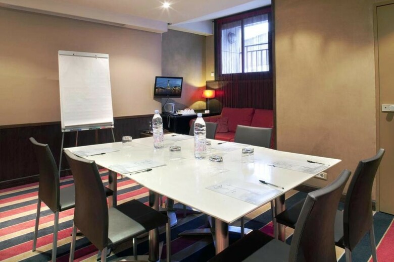 Hotel Paris Bastille