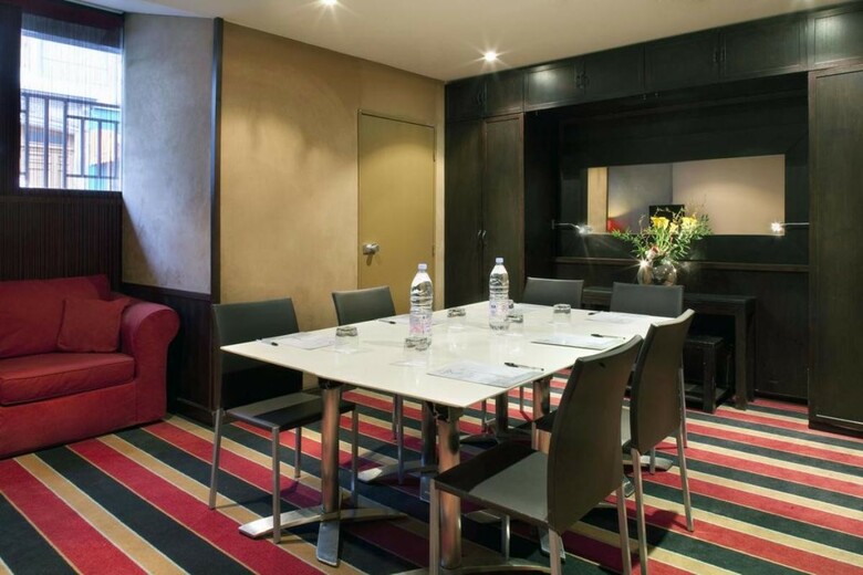 Hotel Paris Bastille