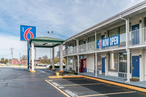 Motel 6 Somerset