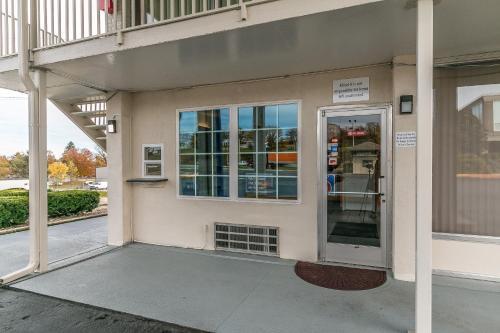 Motel 6 Somerset